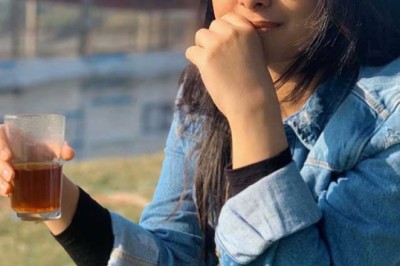 Haya Zamin Biography, Height, Age, BF, Income