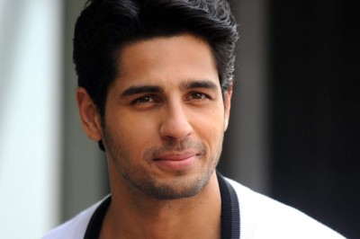 Sidharth Malhotra Biography, Height, Age, GF, Net Worth